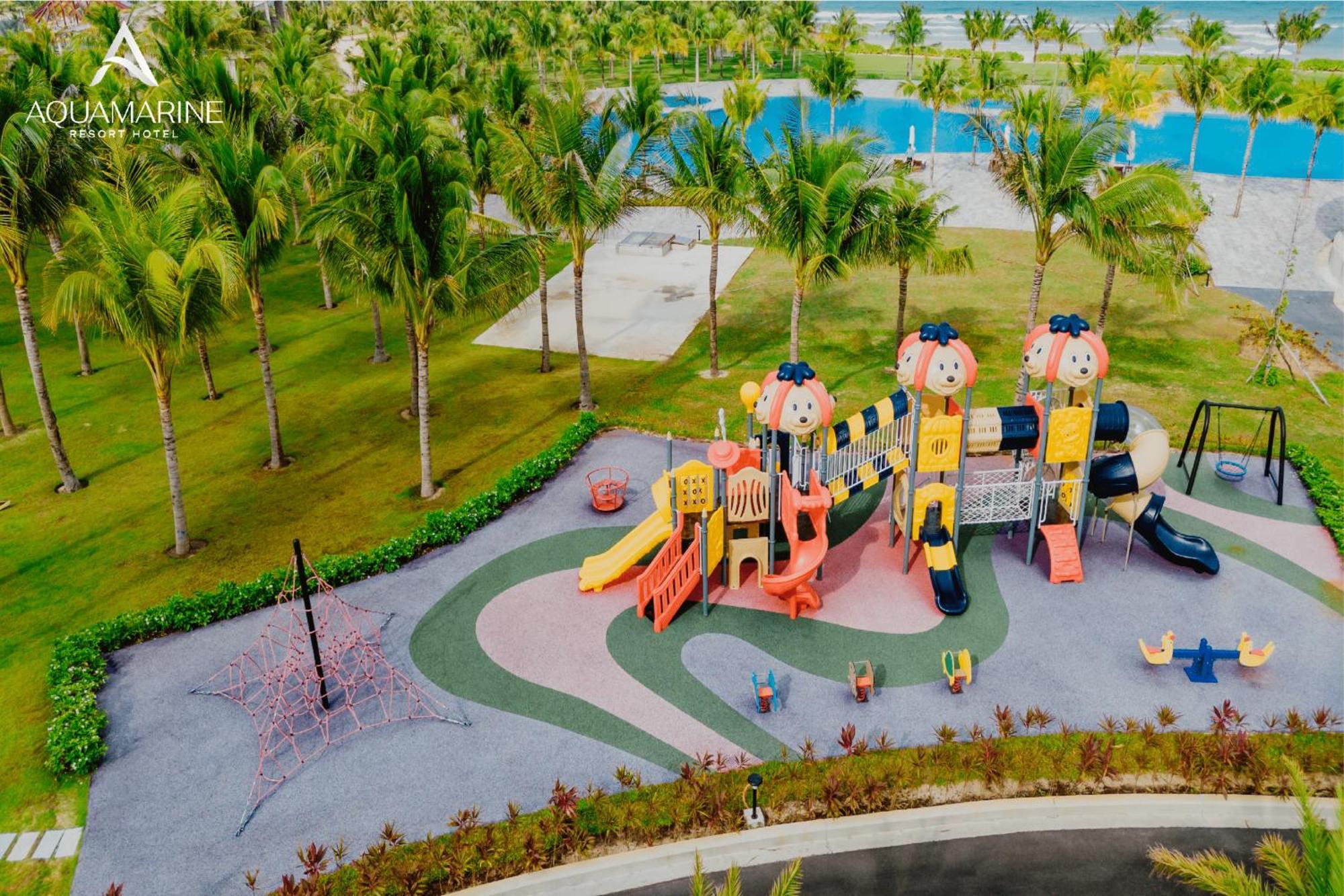 Aquamarine Beachfront Resort & Spa Cam Ranh Exterior photo