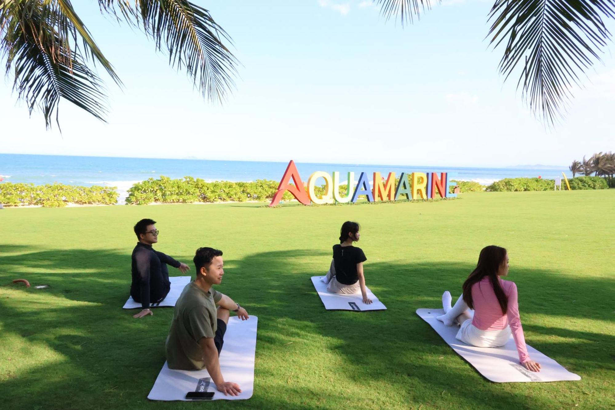 Aquamarine Beachfront Resort & Spa Cam Ranh Exterior photo
