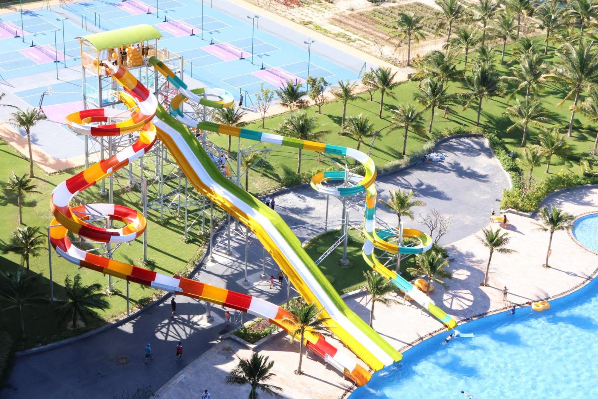 Aquamarine Beachfront Resort & Spa Cam Ranh Exterior photo