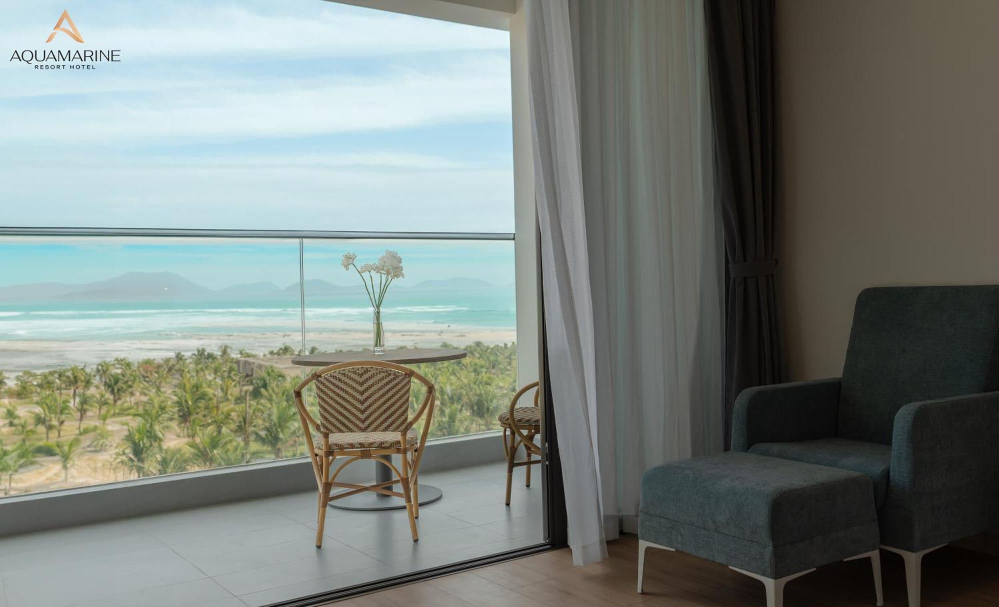 Aquamarine Beachfront Resort & Spa Cam Ranh Exterior photo